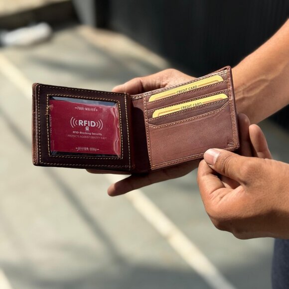 Hunter Leather Wallet with RFID Blocking - Picture 3 of 8